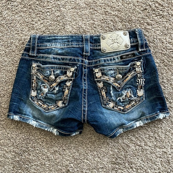 Miss Me Shorts-LikeNEW⭐️ - Picture 3 of 5
